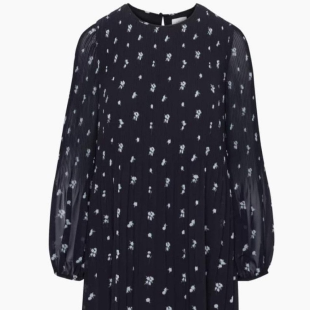 Wilfred Daydreamer midi Dress
Long sleeves